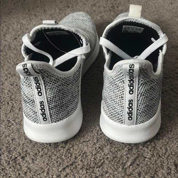 Adidas Cloudfoam Sneakers - Picture 2 of 3